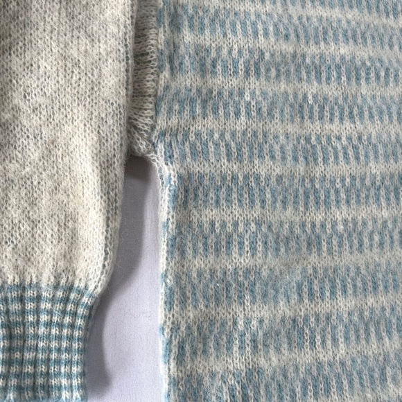 Alafoss Icewool crewneck sweater, W large, vintage 90s - Picture 6 of 6